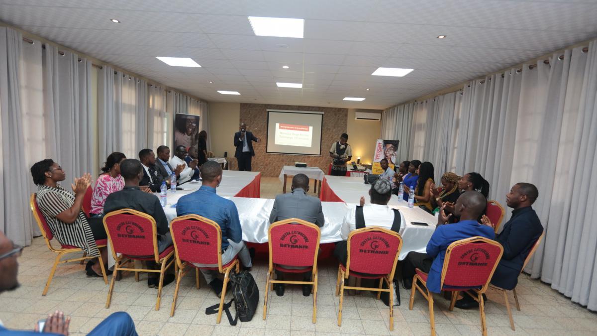 Target: a communion between employees and consultants to start the year well